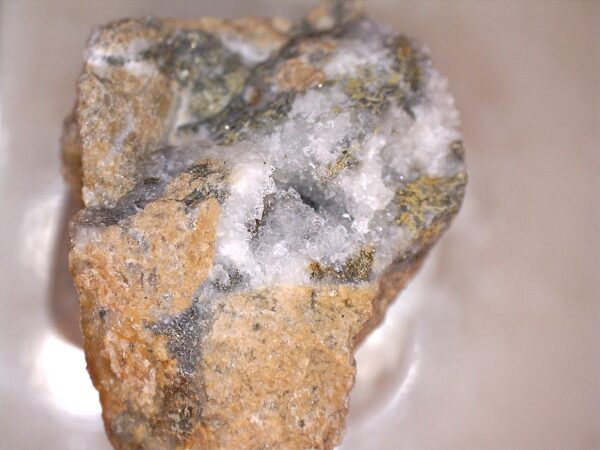 Quartz - Image 3