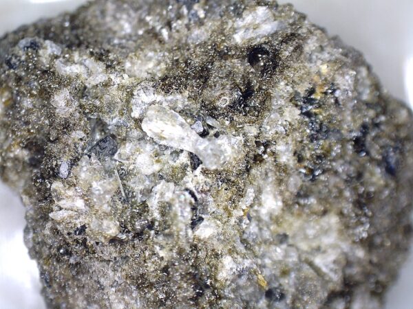 Apatite, Titanite - Image 8