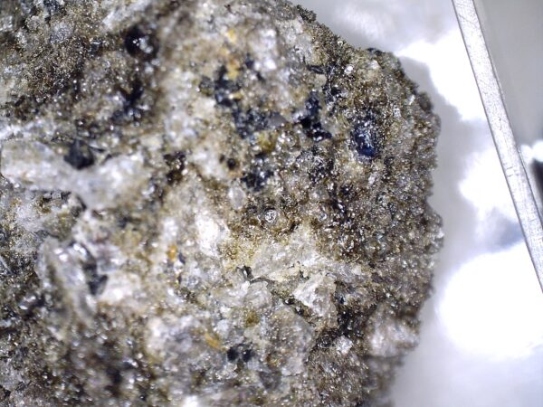 Apatite, Titanite - Image 2