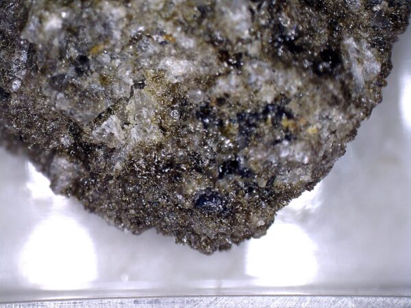 Apatite, Titanite - Image 11