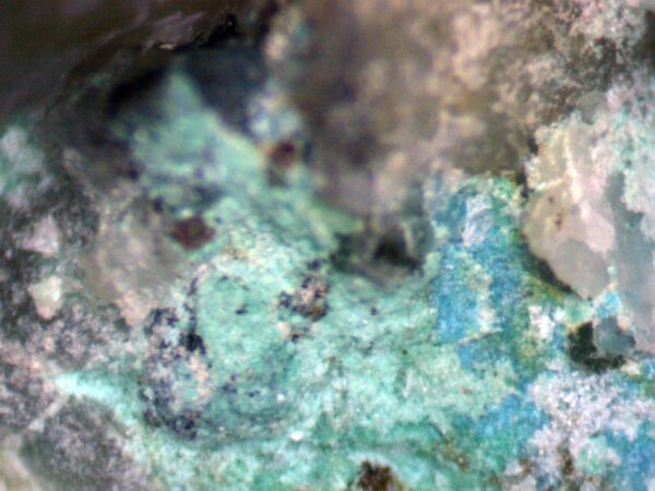 Devilline, posnjakite and brochantite