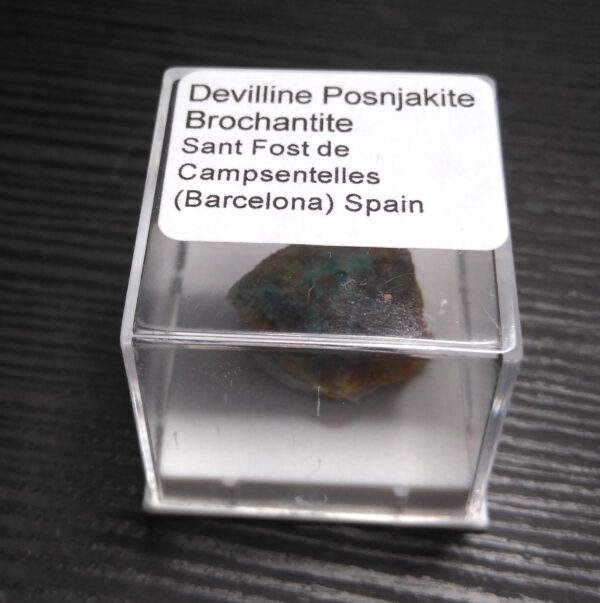 Devilline, posnjakite and brochantite