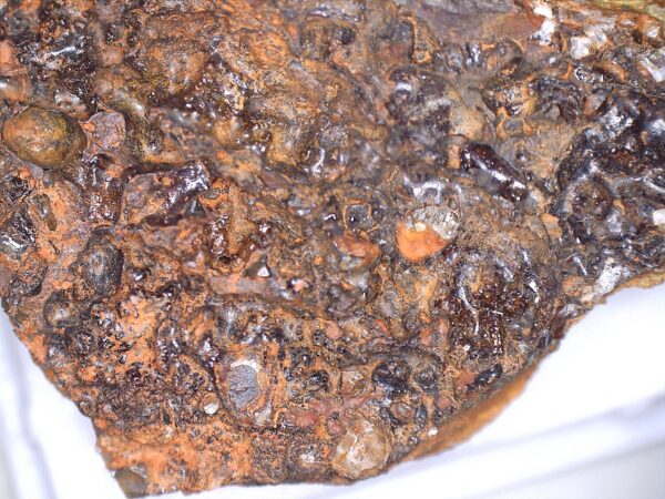 Goethite with baryte - Image 2