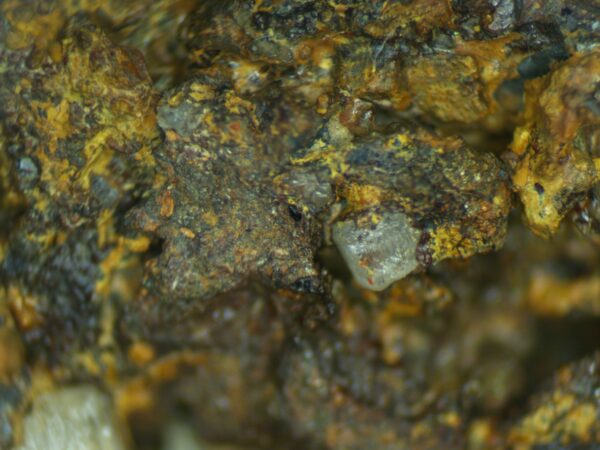 Baryte with goethite