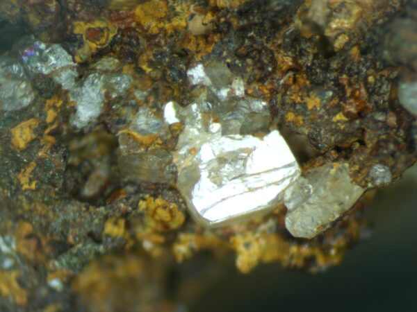 Baryte with goethite - Image 3