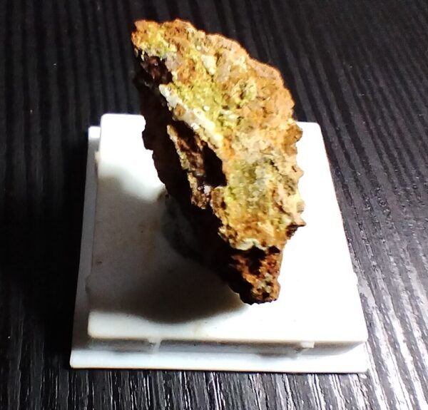 Calcioferrite, Carbonate-rich Fluorapatite