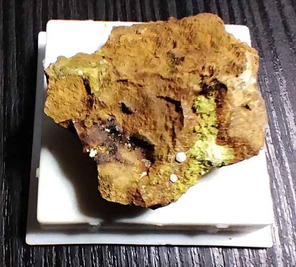 Calcioferrite, Carbonate-rich Fluorapatite