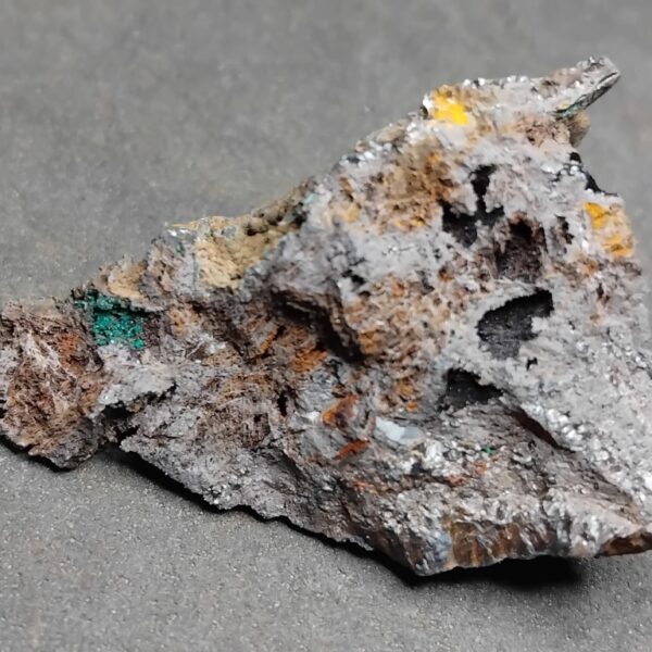 Reichenbachite with pseudomalachite