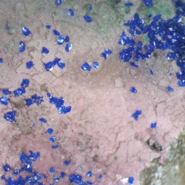 Spherocobaltite, Azurite